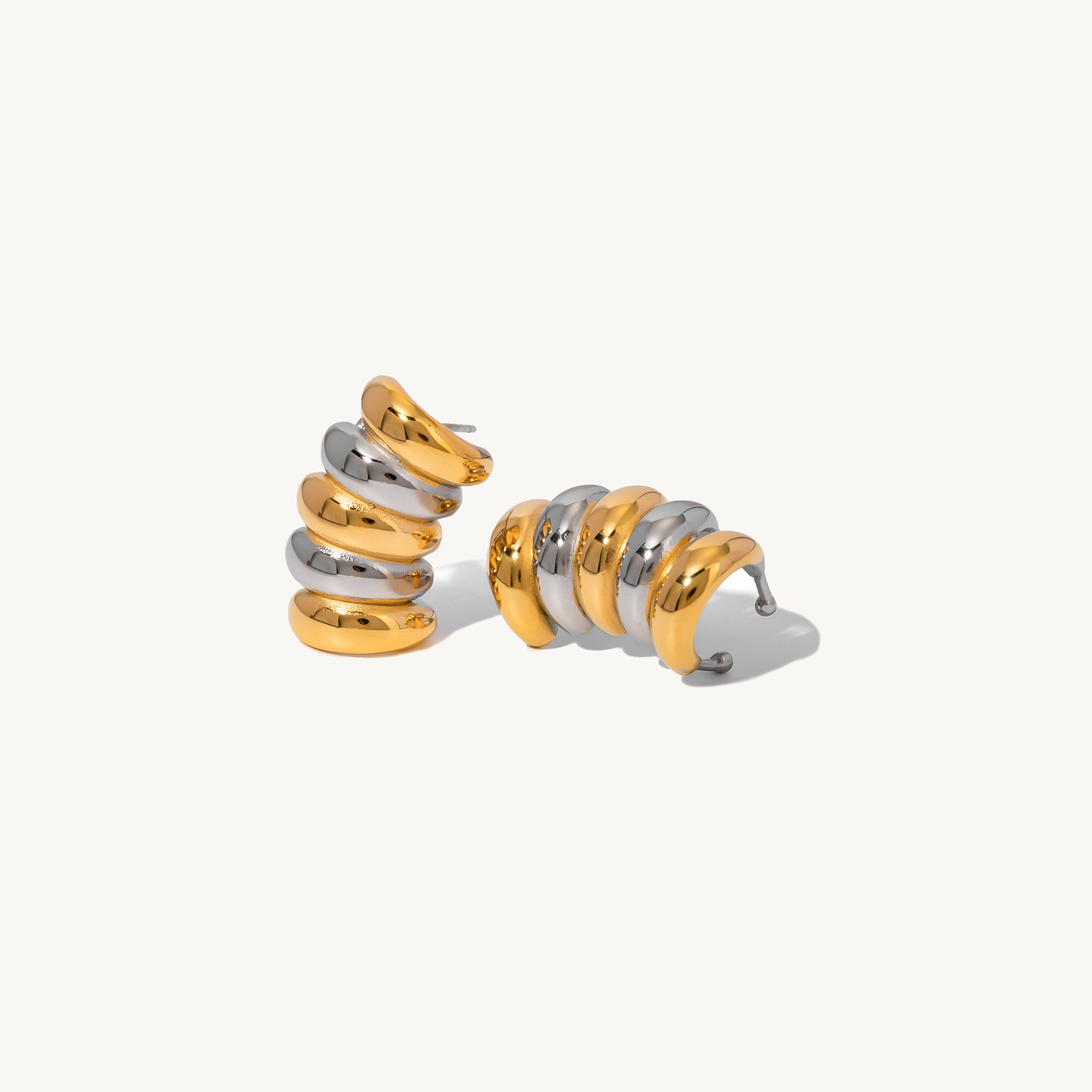 Aura Gold Huggies