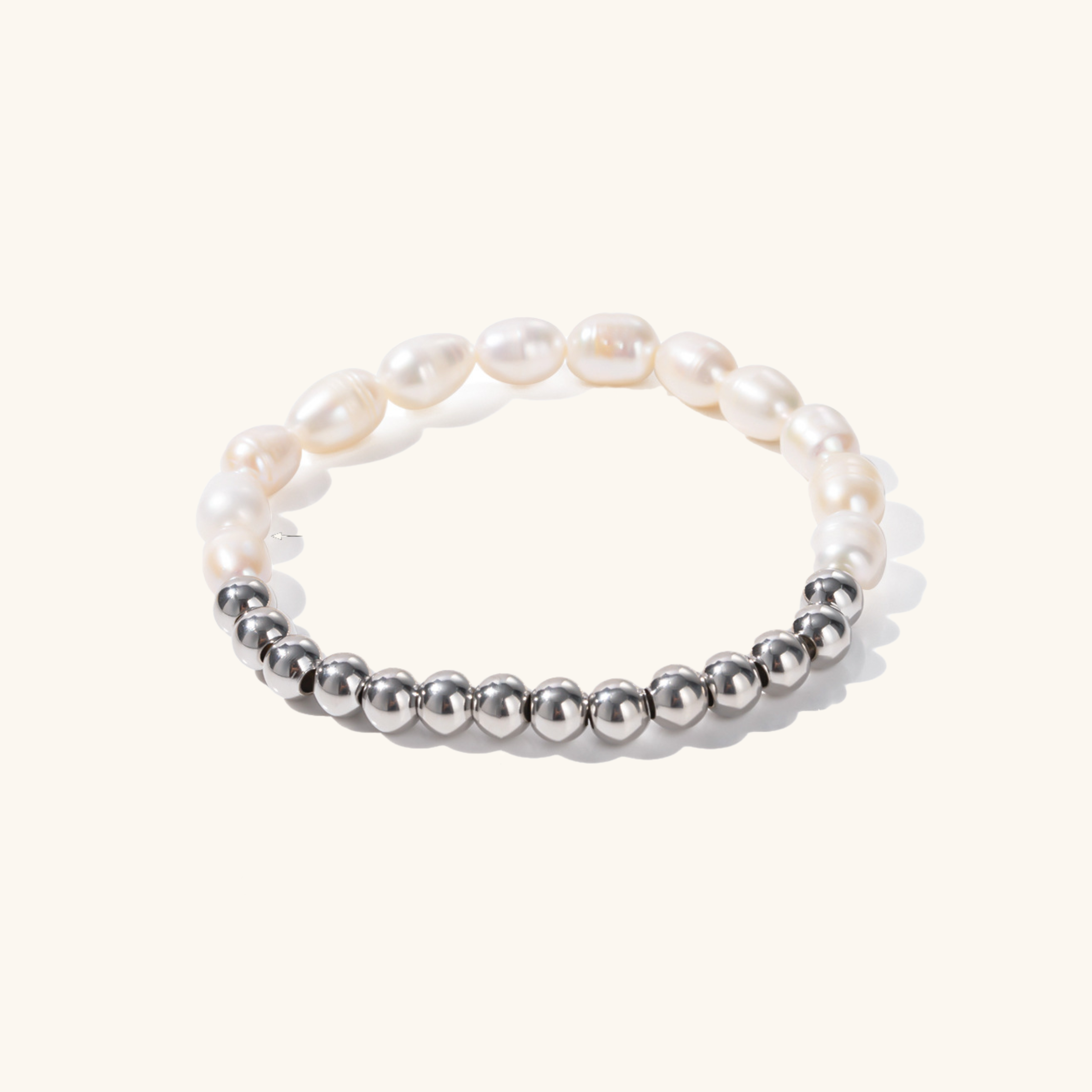 Chic Pearl Elegance Bracelet