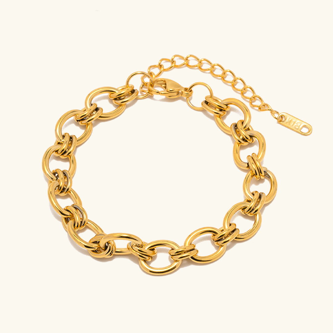 Elegant Gold Chain Bracelet