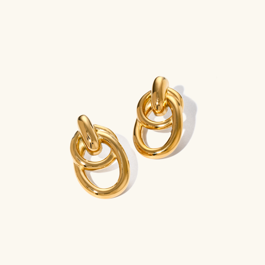 Amarelda Dangle Gold Earrings