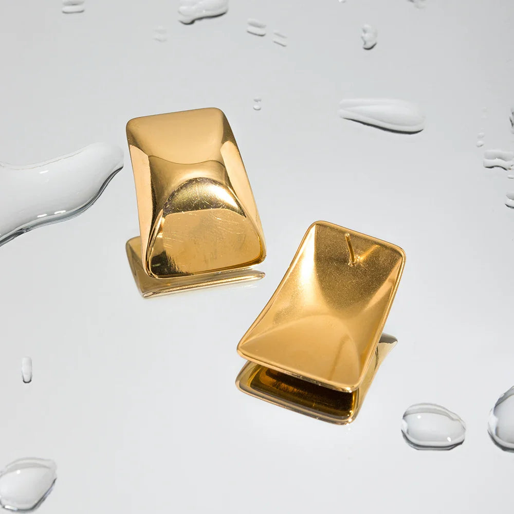 Elsie Minimalist Gold Earrings
