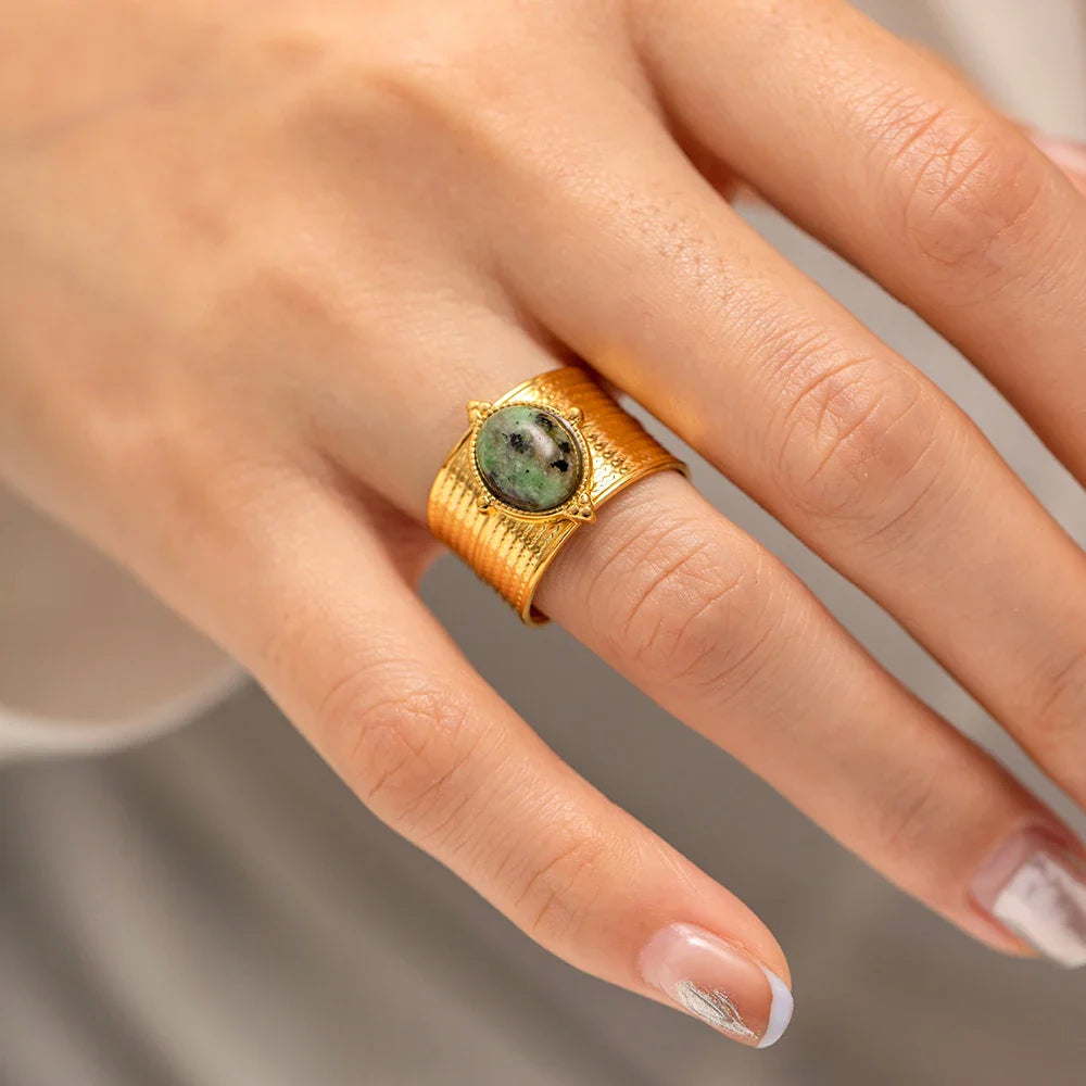 Elegant Pearl Gold Ring