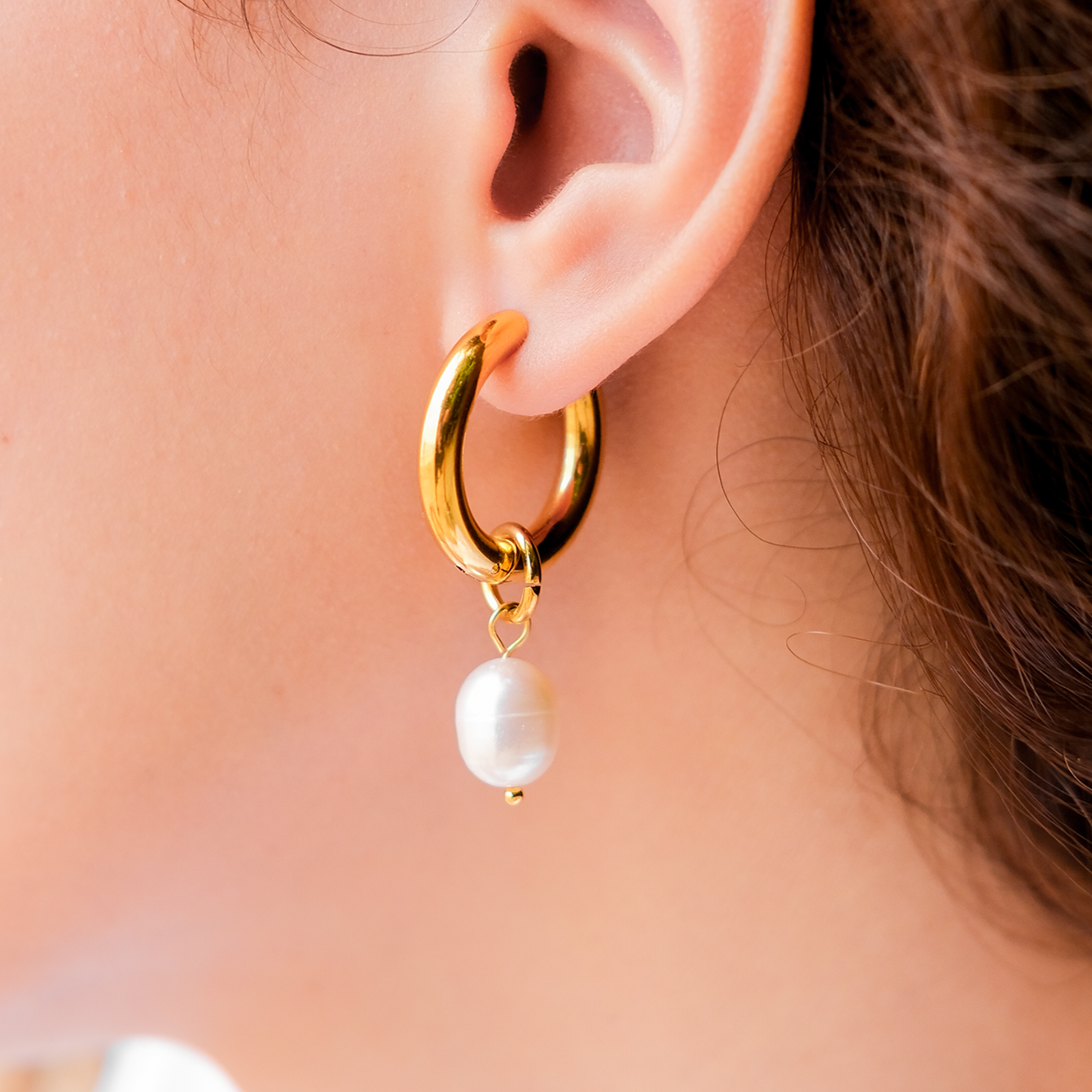 Luminous Pearl Gold Earrings