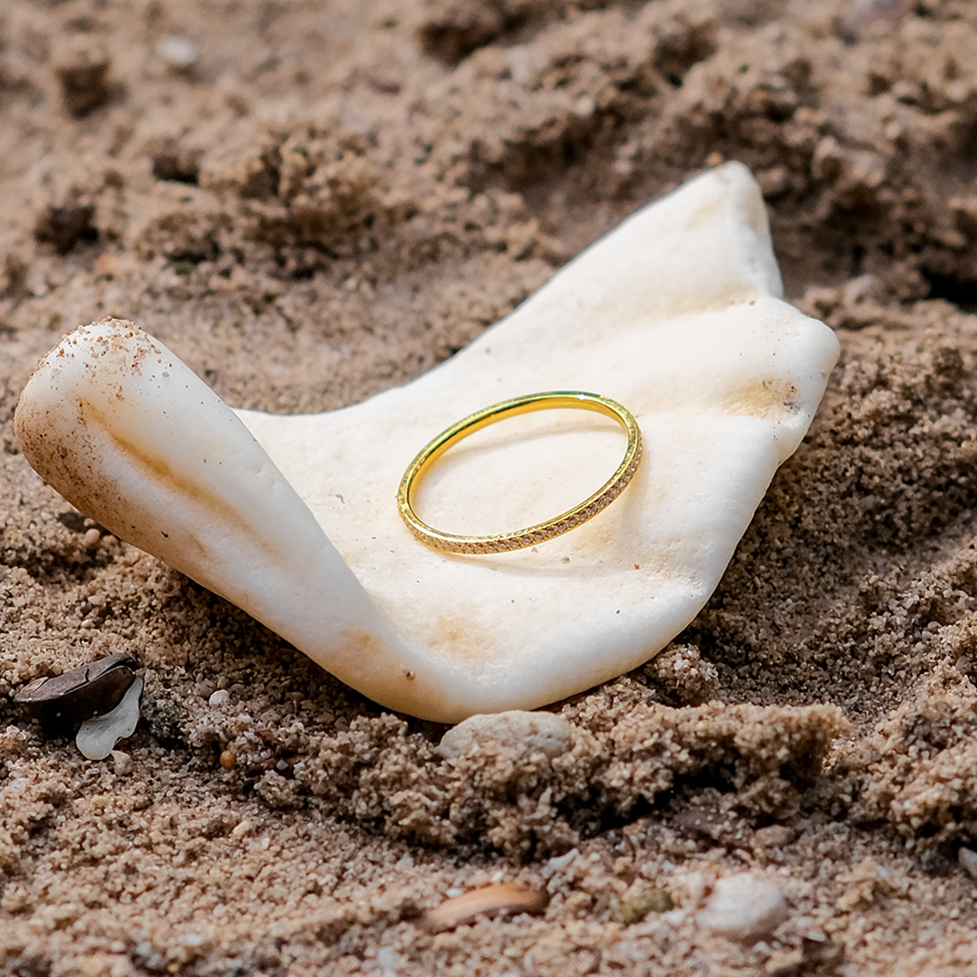 Sparkling Nova Gold Ring