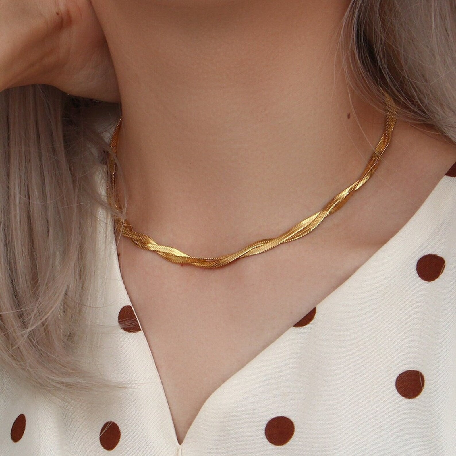 Twisted Elegance Gold Chain Necklace