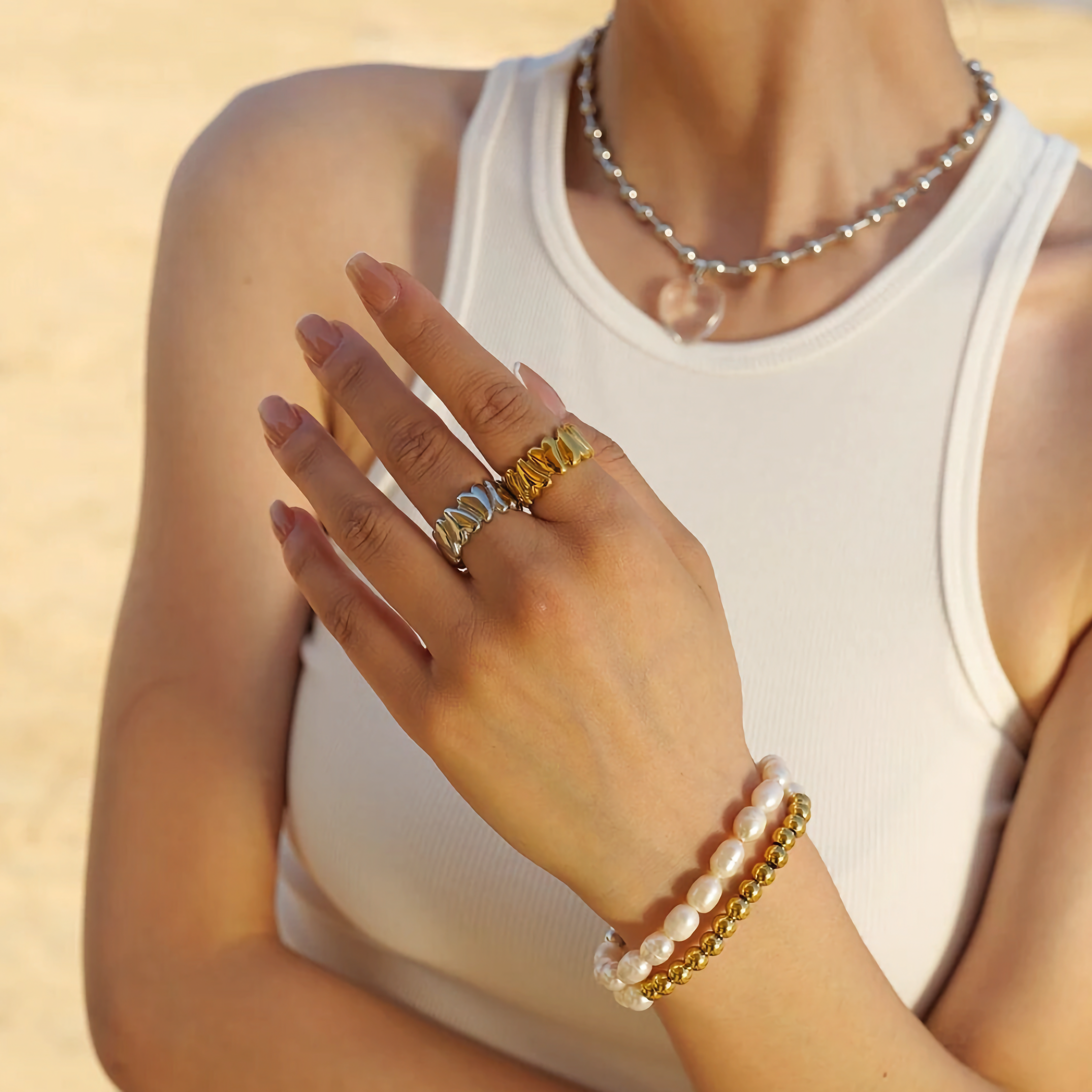 Elegance Gold Band
