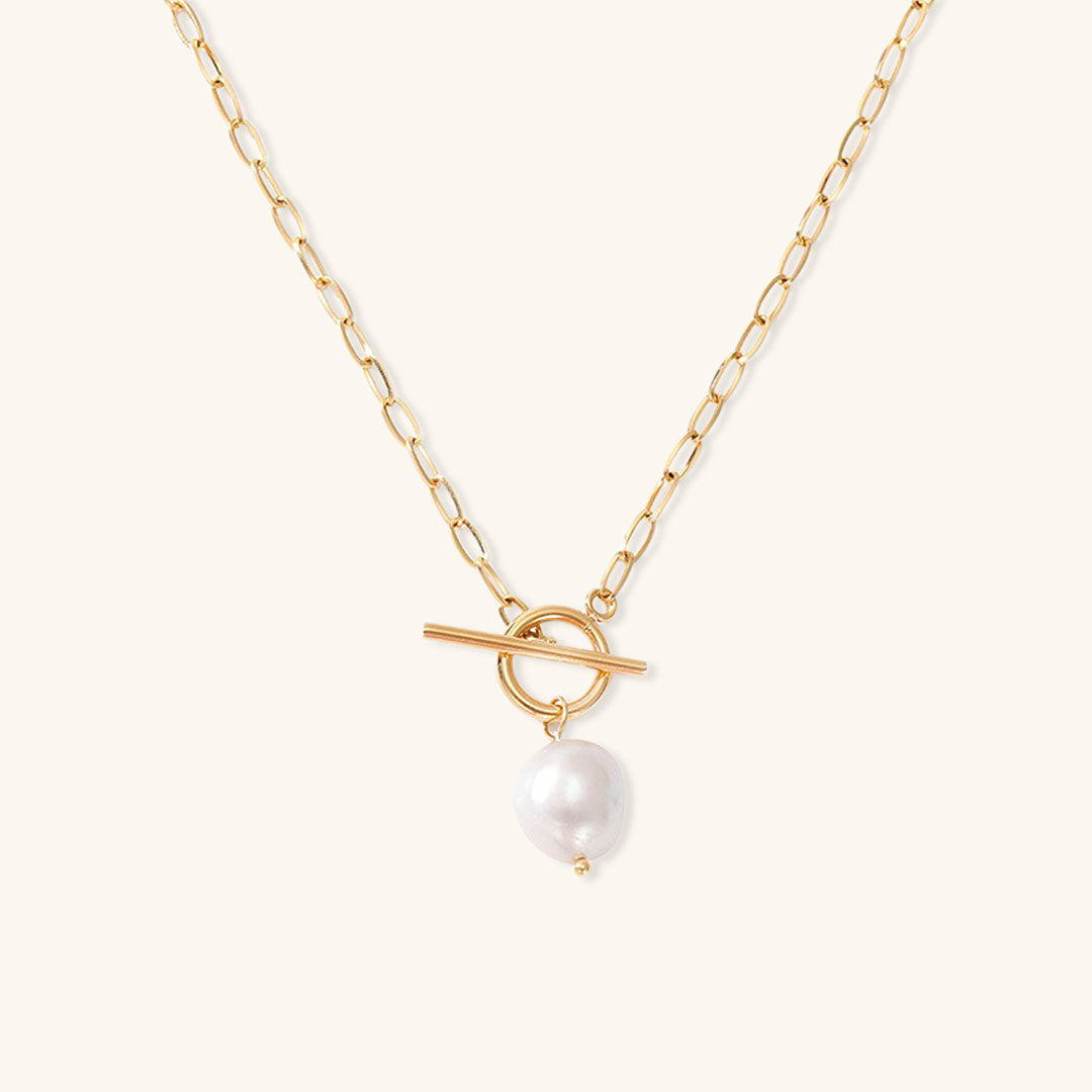 Venus Pearl Necklace