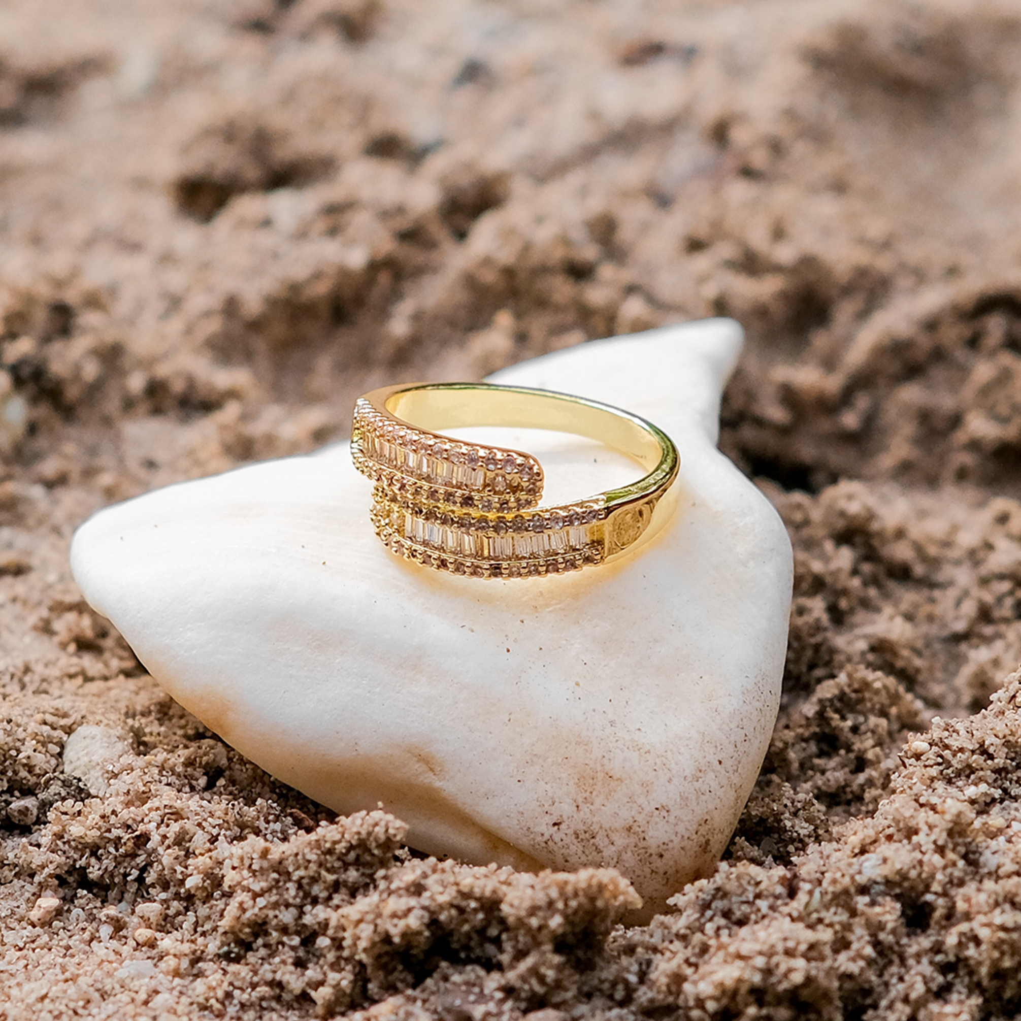 Dazzling Clarity Adjustable Ring