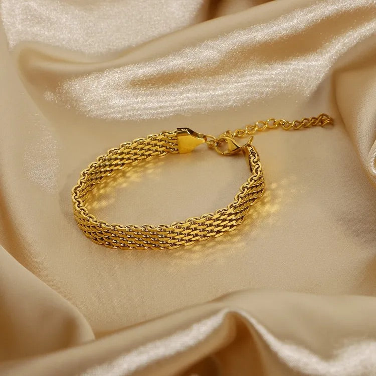 Chic Multi-Chain Gold Bracelet