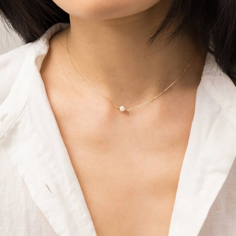 Elegant Pearl Radiance Necklace