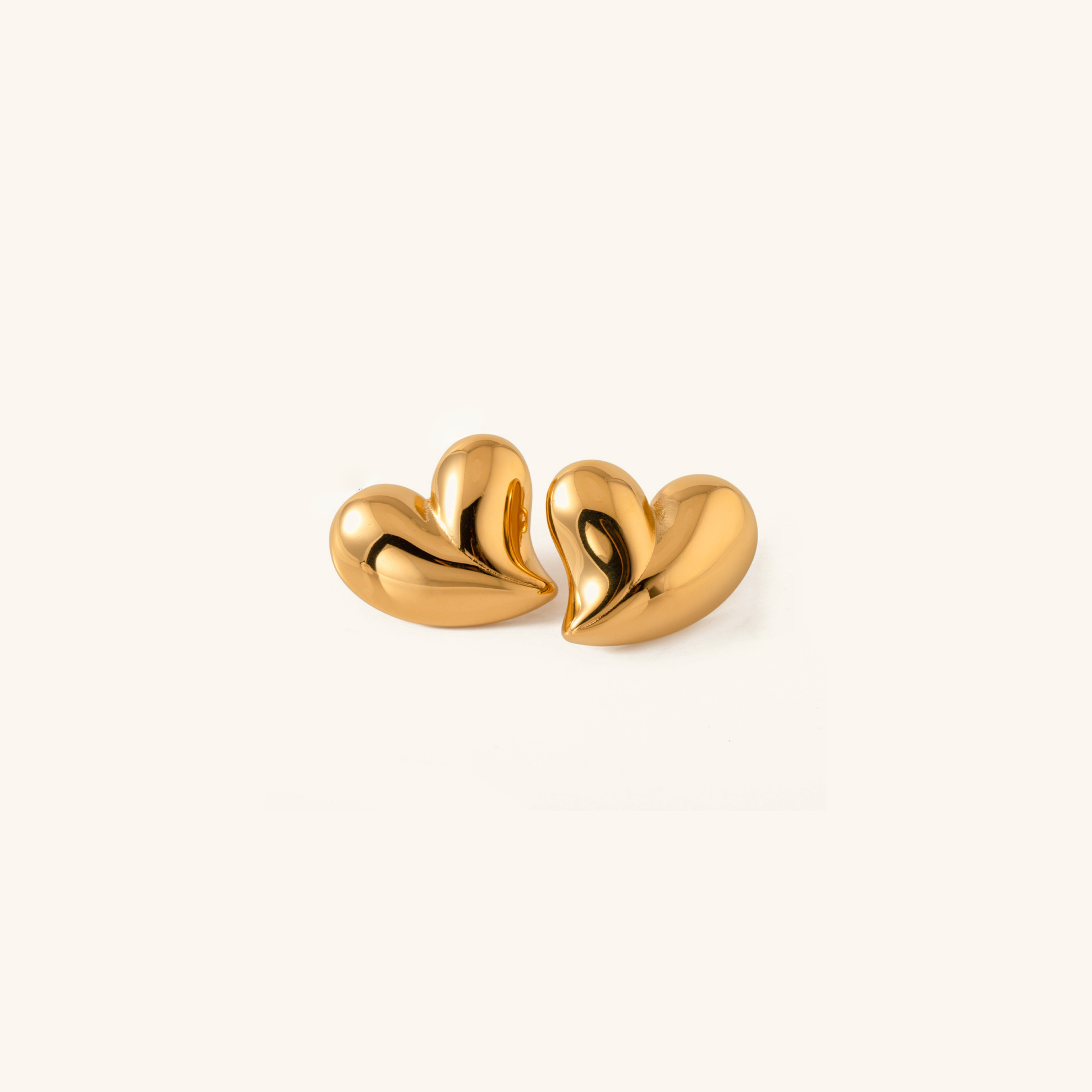 Dainty Heart Studs