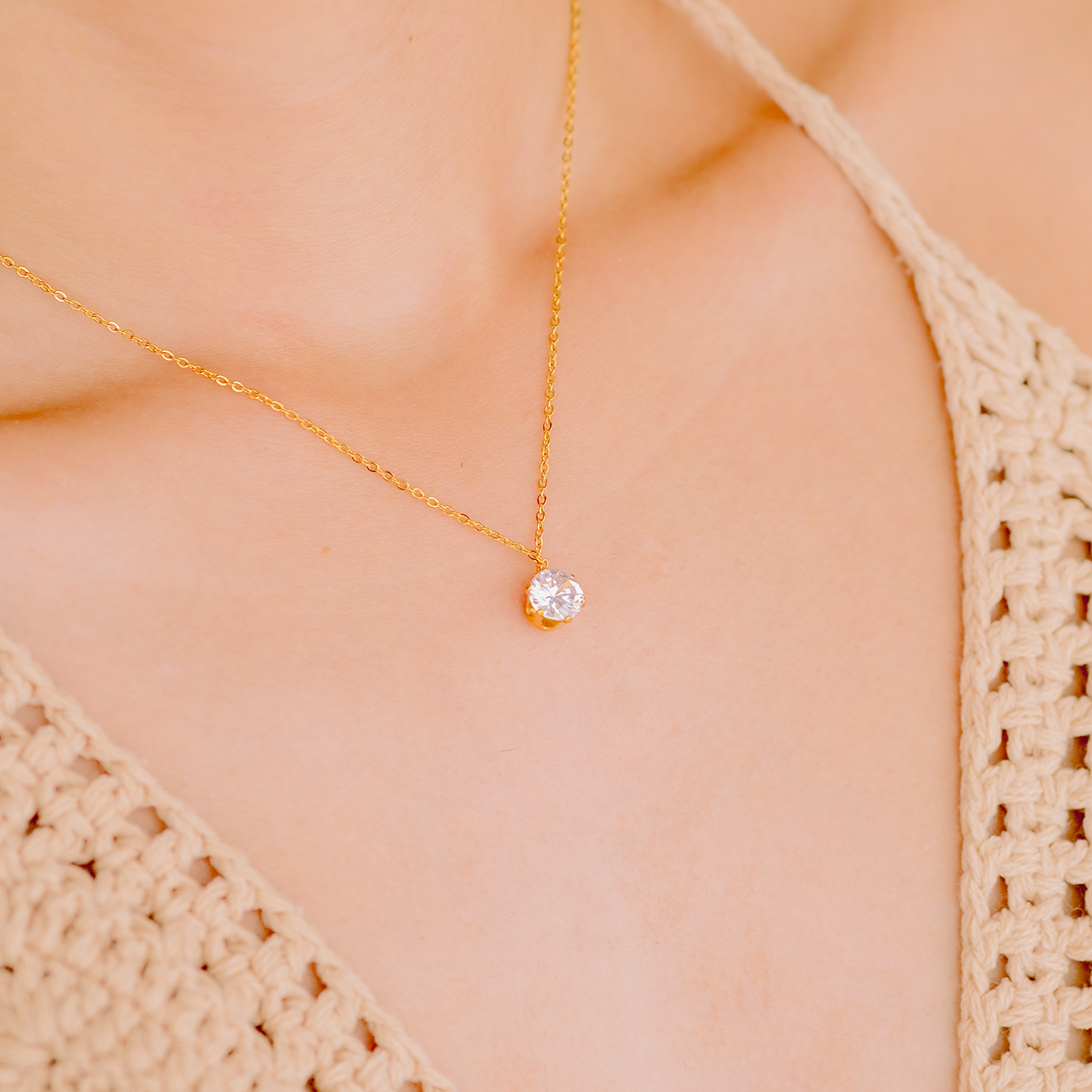 Elegant Solstice Gold Necklace