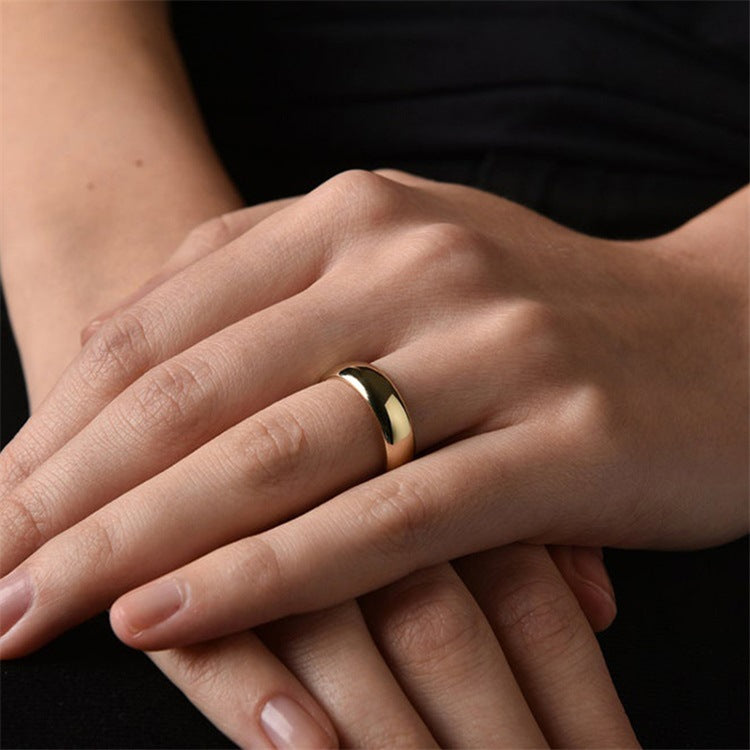 Elegance Gold Band