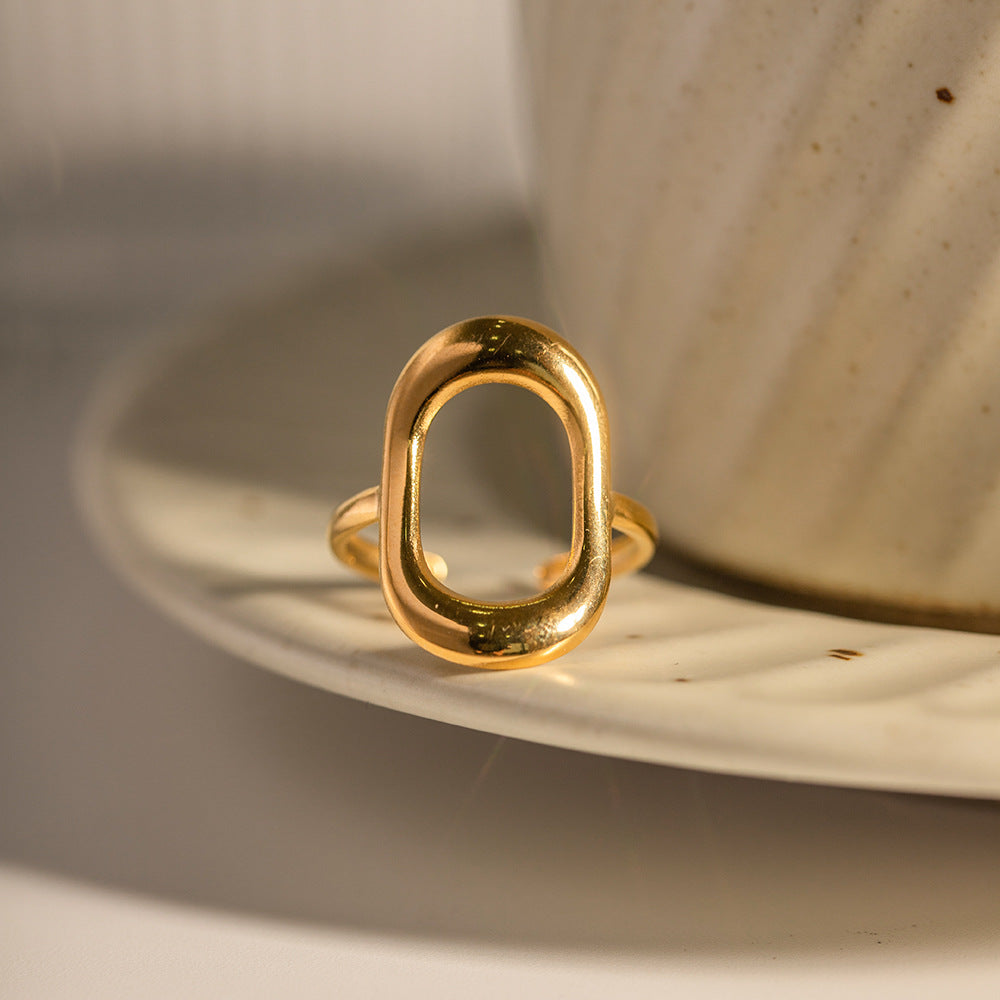 Luxe Gold Band Ring