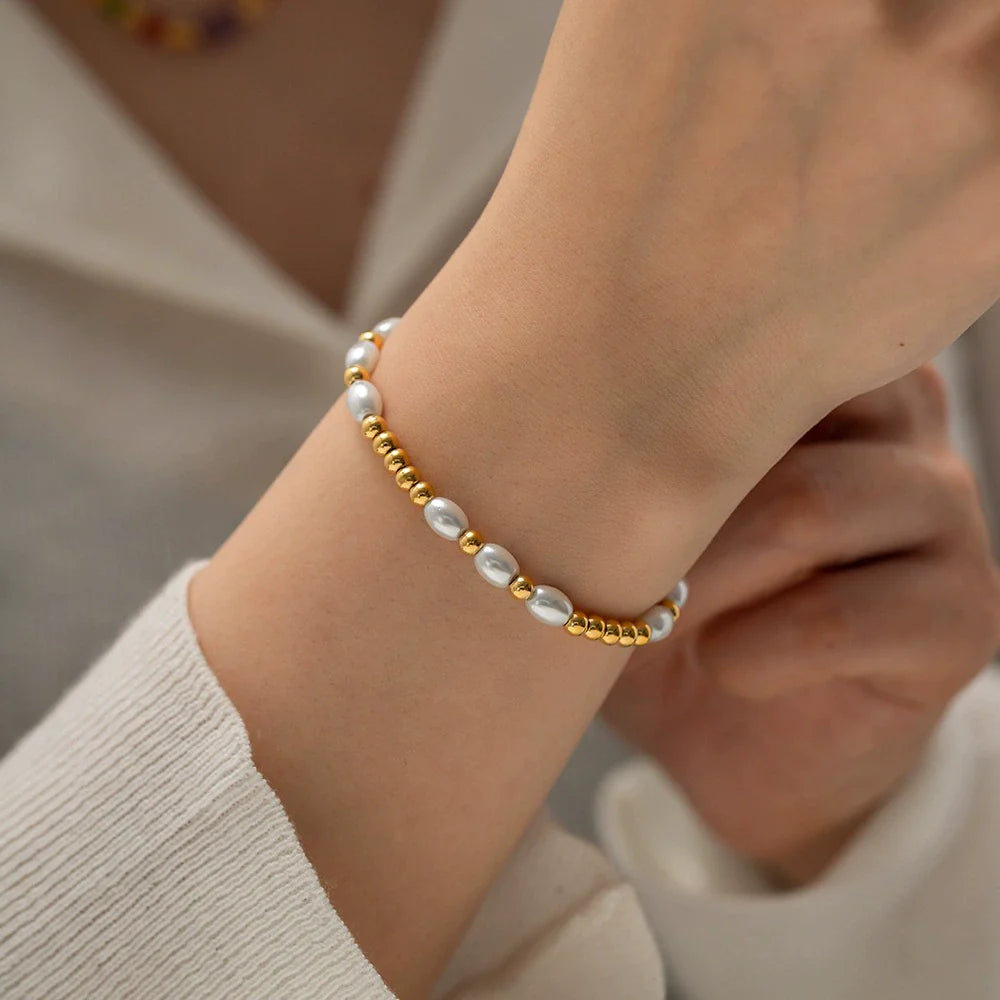Luxe Pearl Gold Bracelet