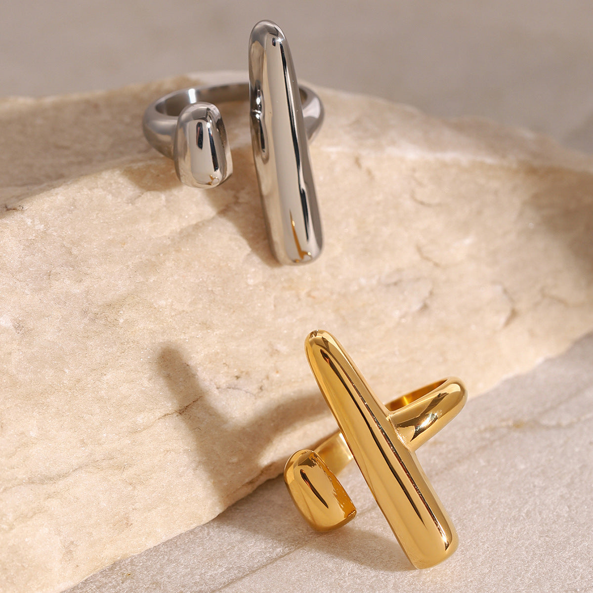 Elysian Minimalist Gold Ring