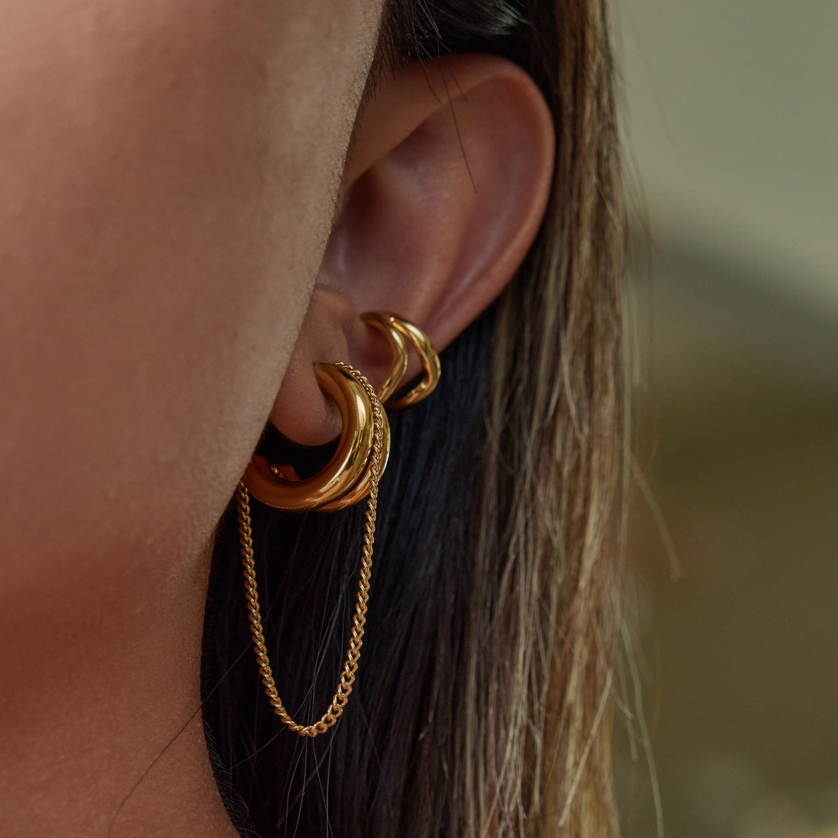 Sculptural Chain Hoop Earrings