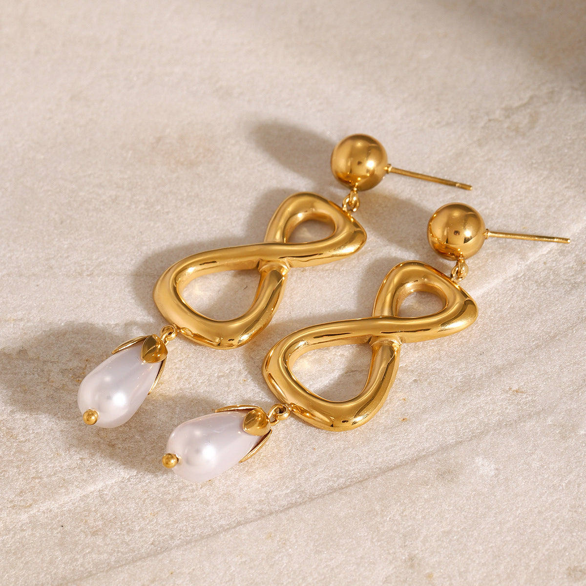 Luxe Pearl Drop Earrings