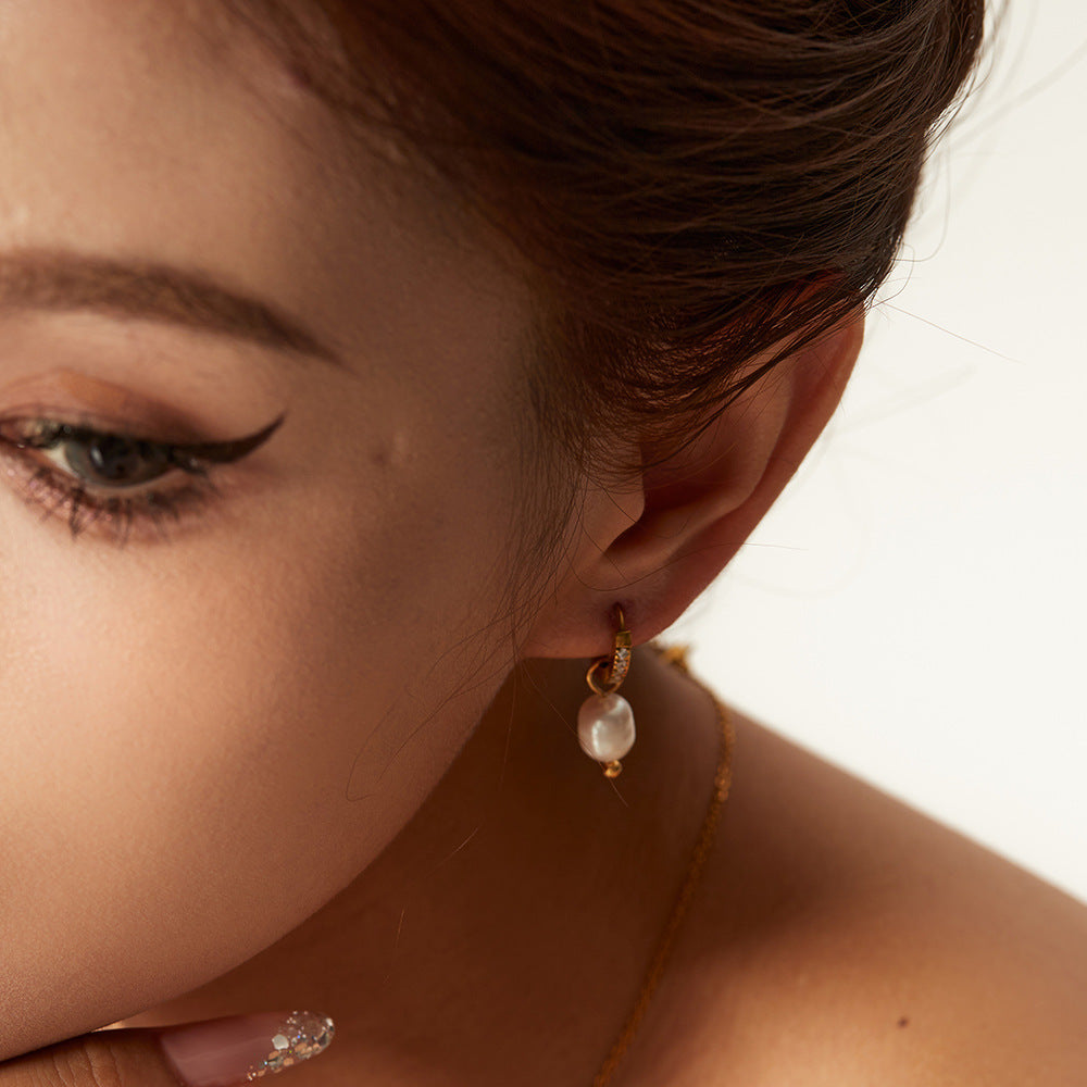 Elegant Pearl Drop Earrings