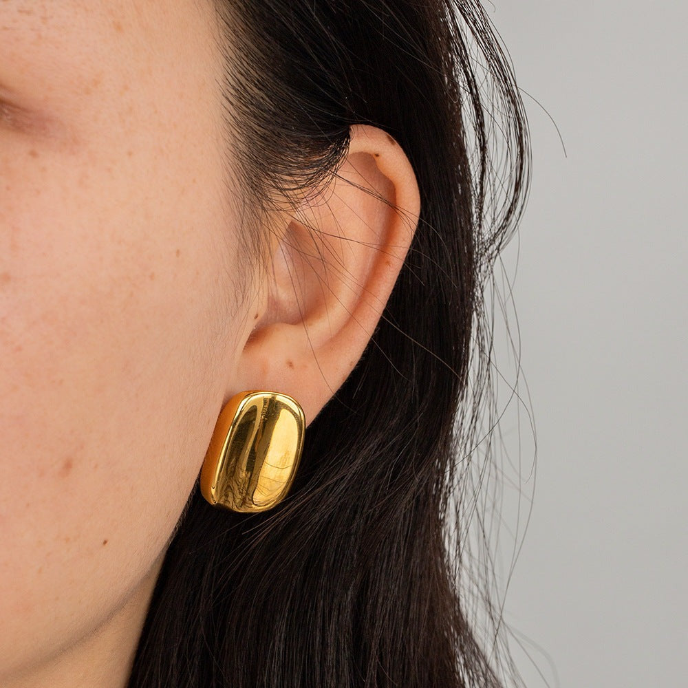 Elegant Gold Rectangle Studs