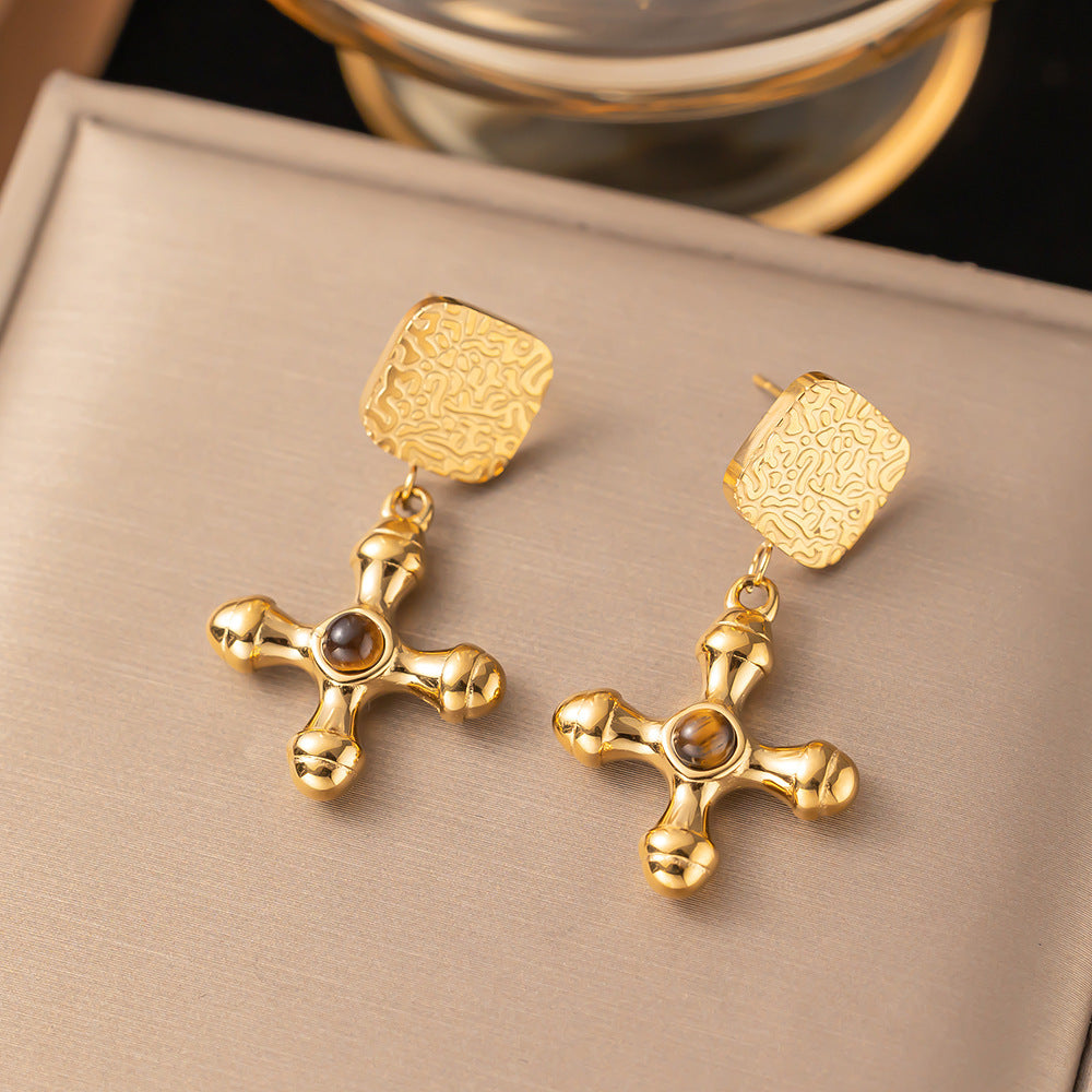 Della Shimmer Gold Earrings