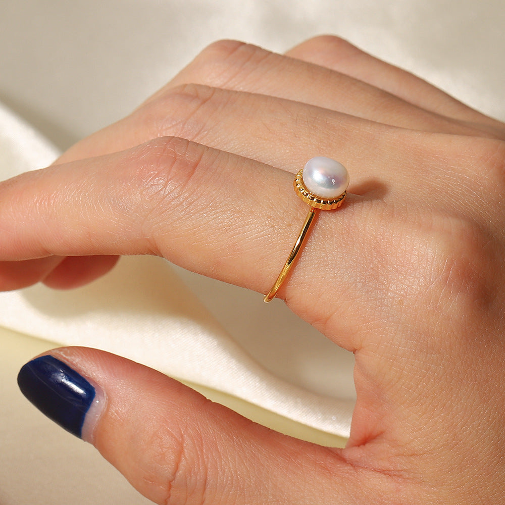 Luxe Pearl Solitaire Ring