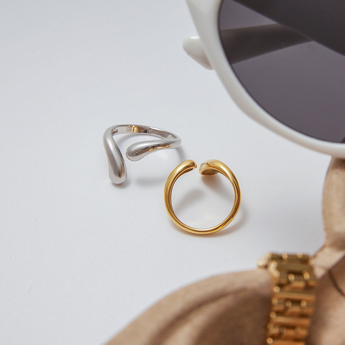 Serpentine Twist Ring