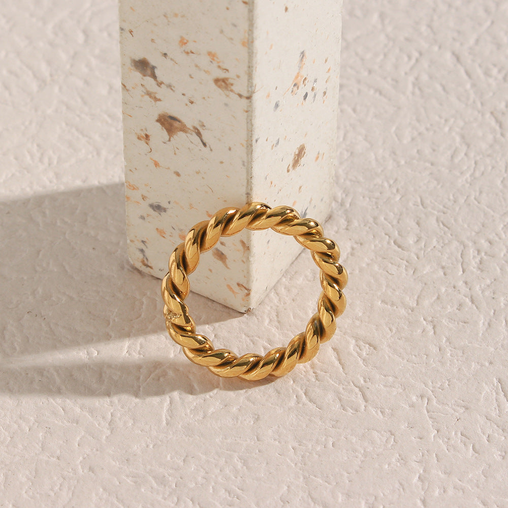 Twisted Elegance Gold Ring