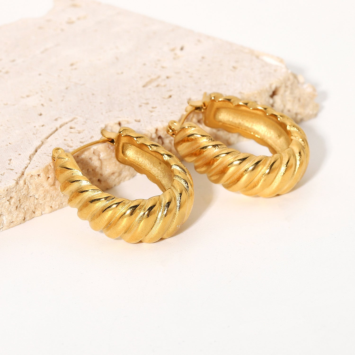 Lina Dazzle Gold Earrings