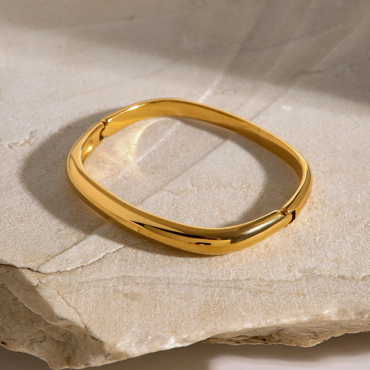 Annelise Minimalist Gold Bracelet