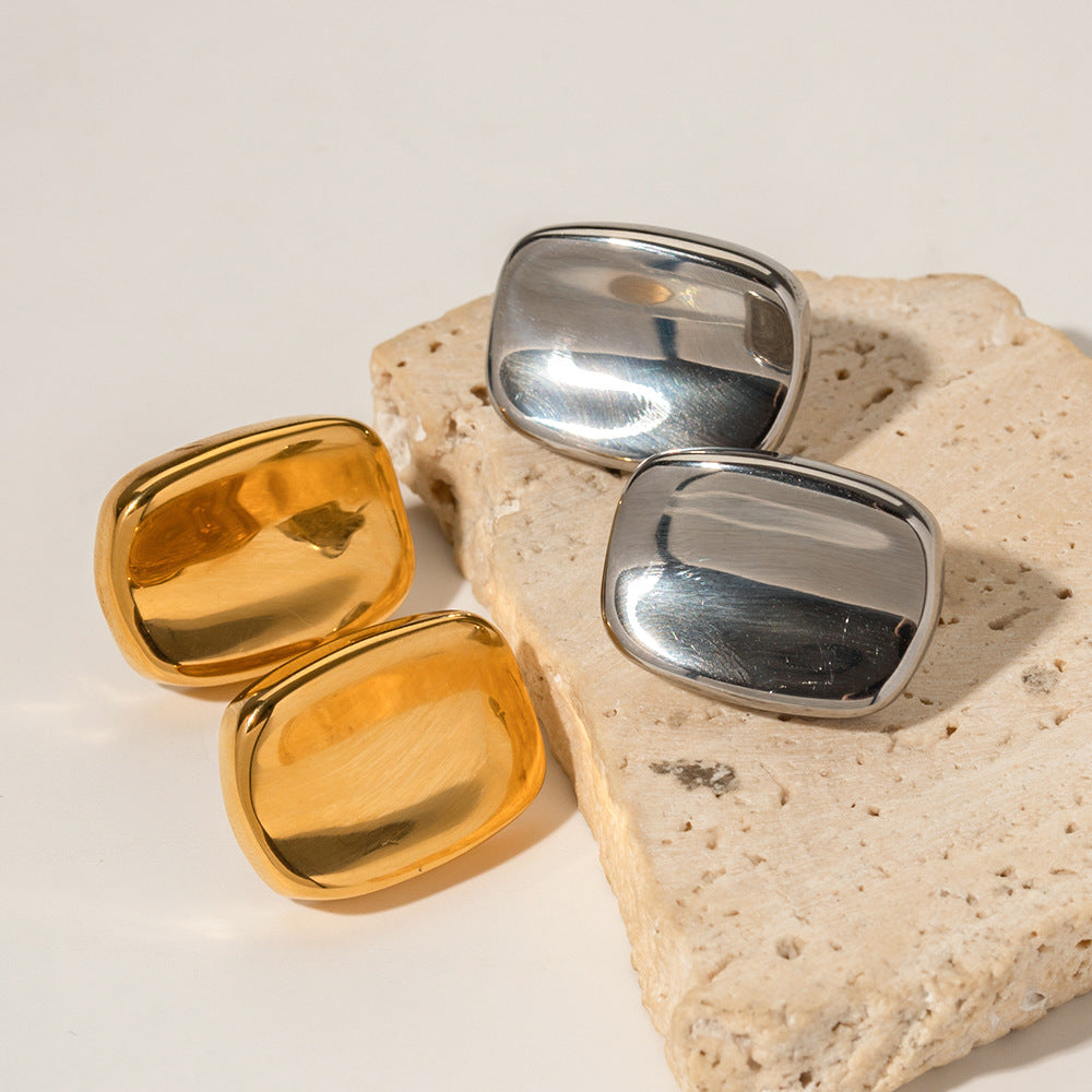 Elegant Gold Rectangle Studs
