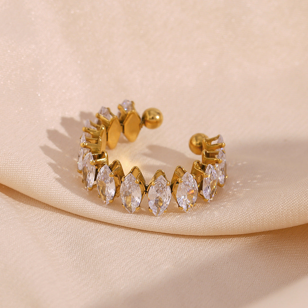 Sparkling Solitaire Ring