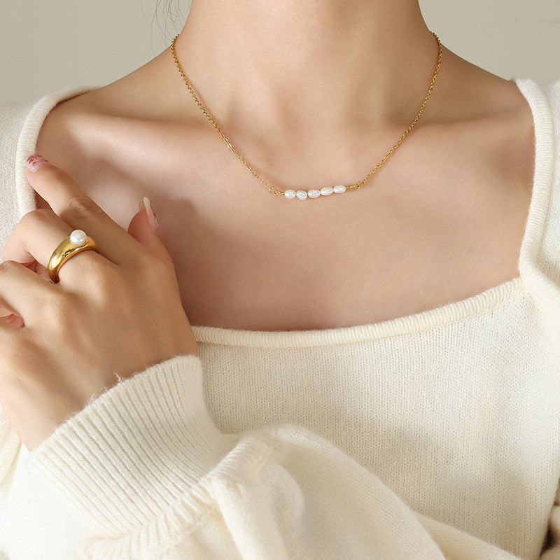 Elegant Pearl & Gold Chain Necklace