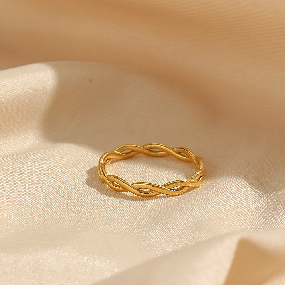 Luna Twist Gold Ring