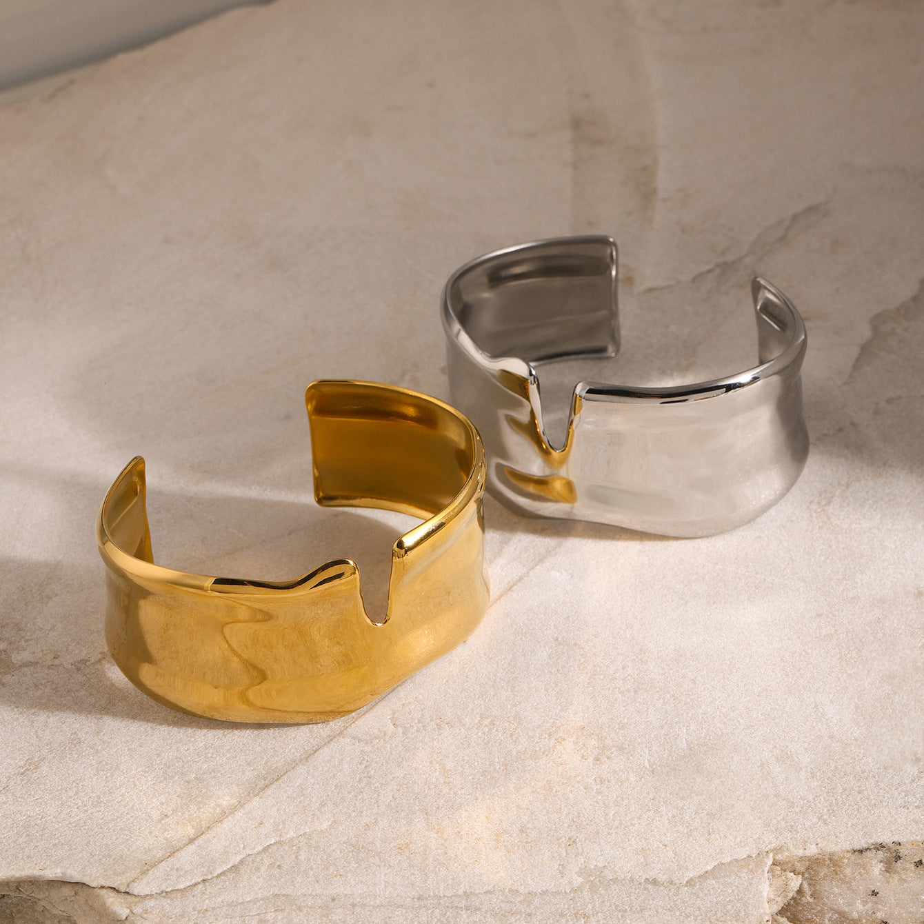 Arden Chic Gold Cuff