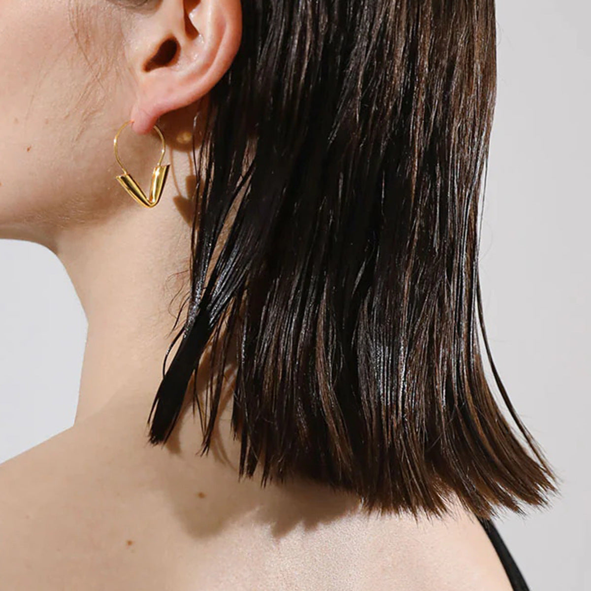 Sculpted Arrowhead Hoops
