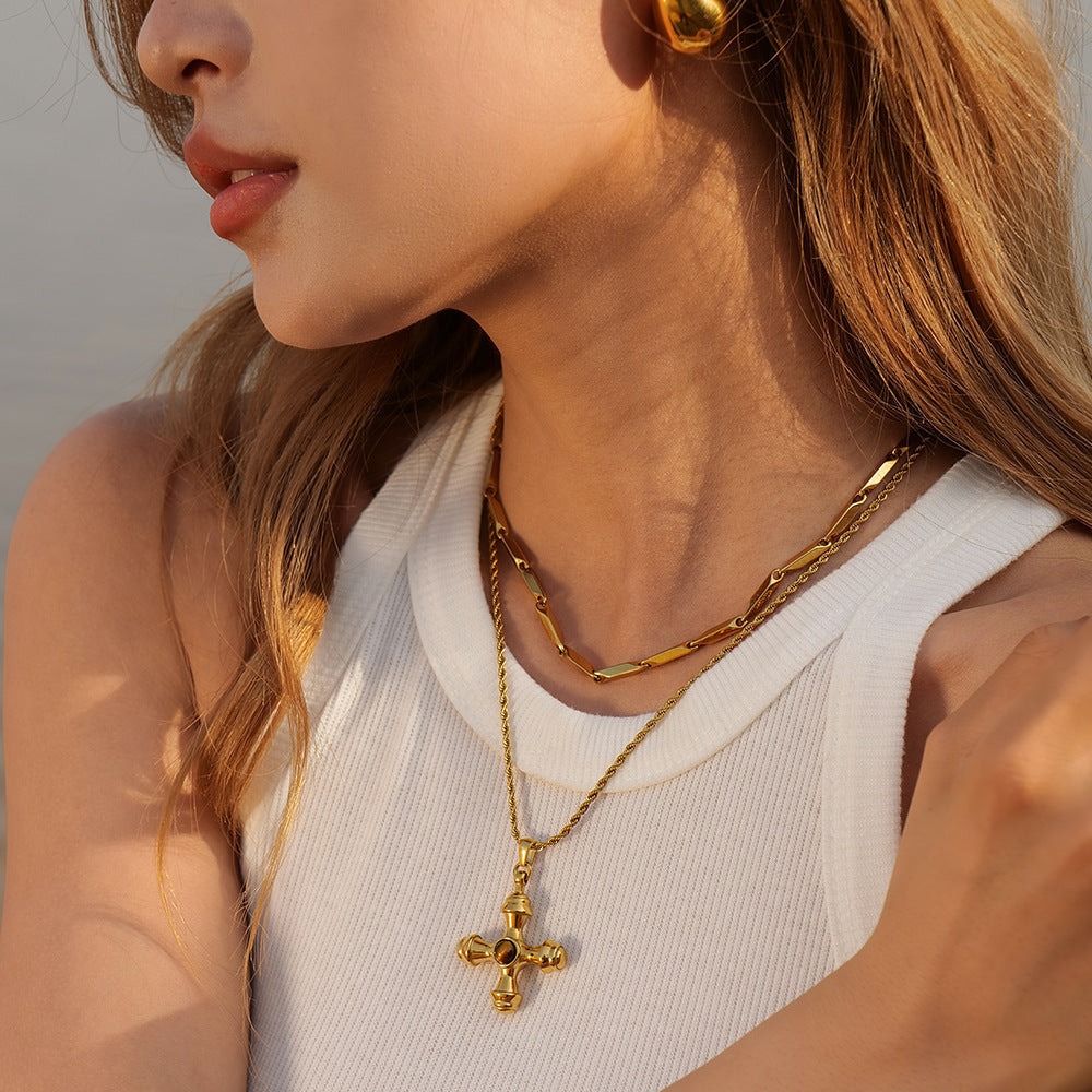 Luxe Gold Radiance Necklace