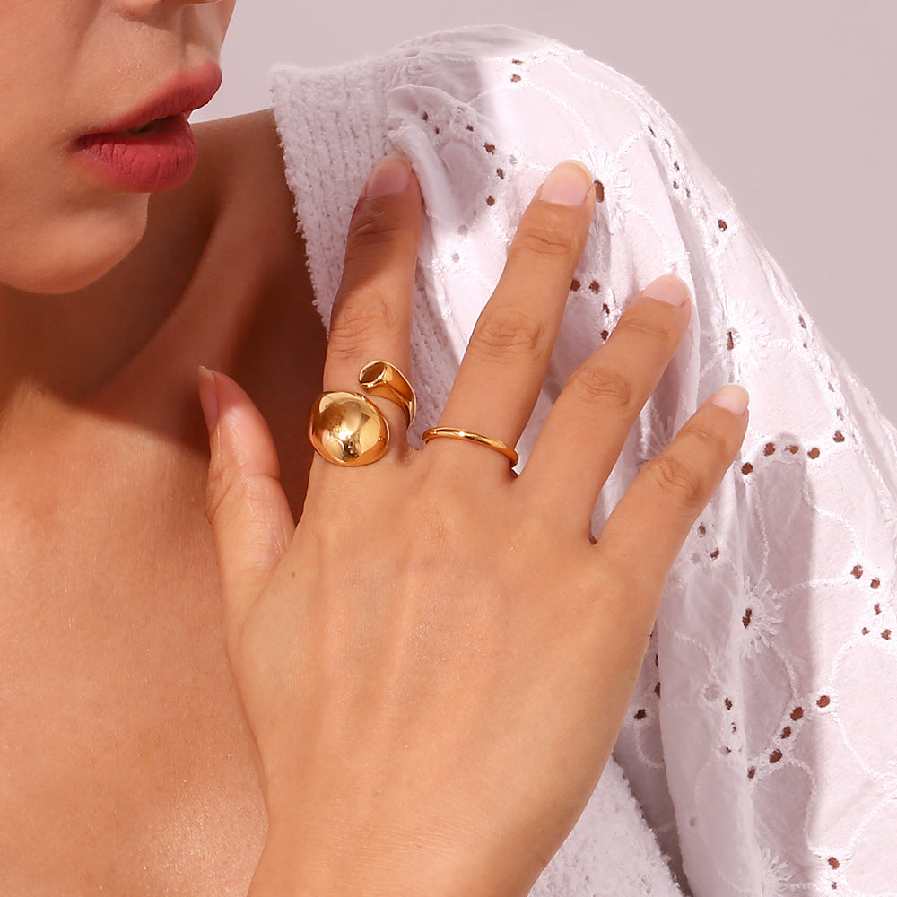 Ethereal Knot Ring