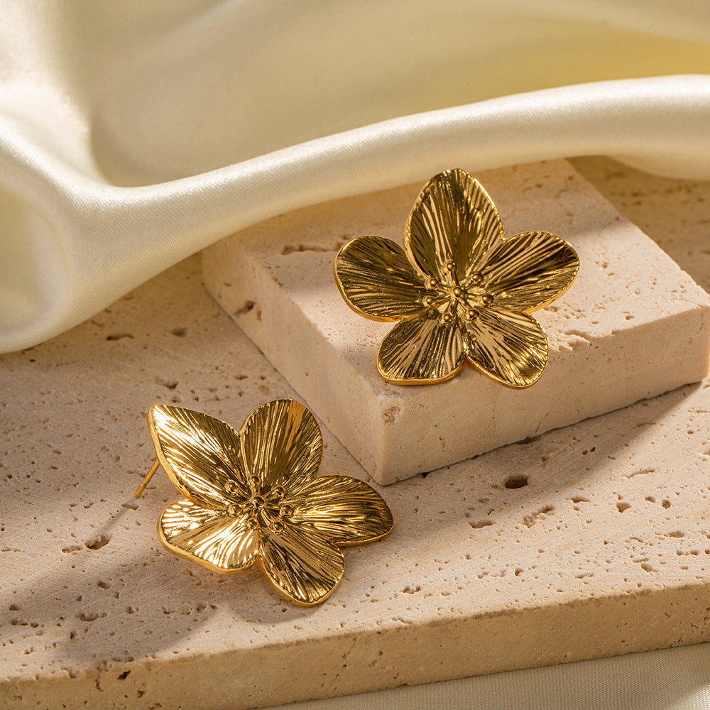 Allysa Bloom Gold Earrings