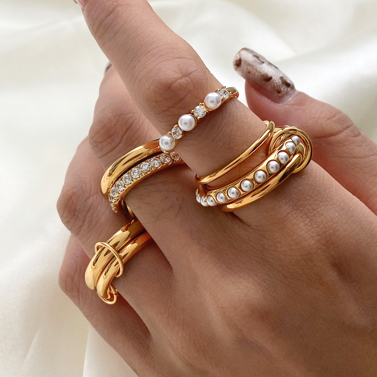 Echo Stacked Gold Ring