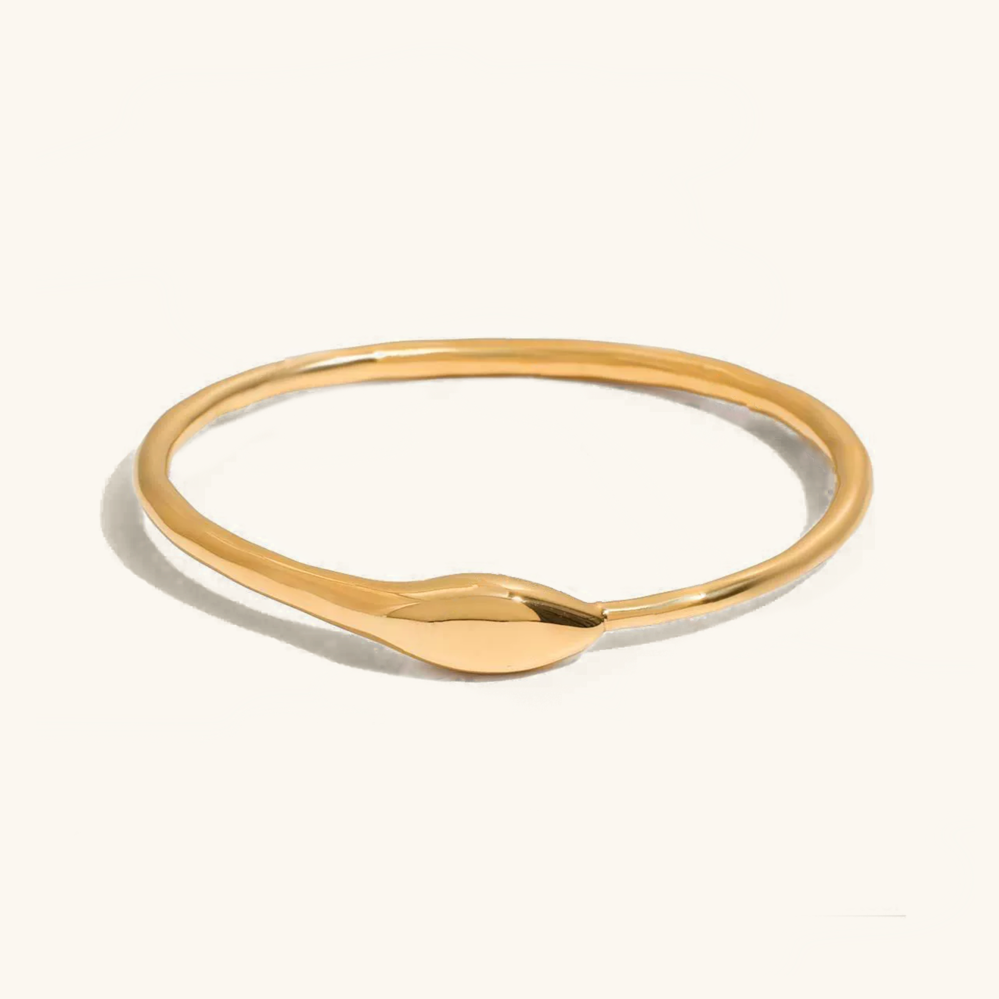Elegance Gold Bangle