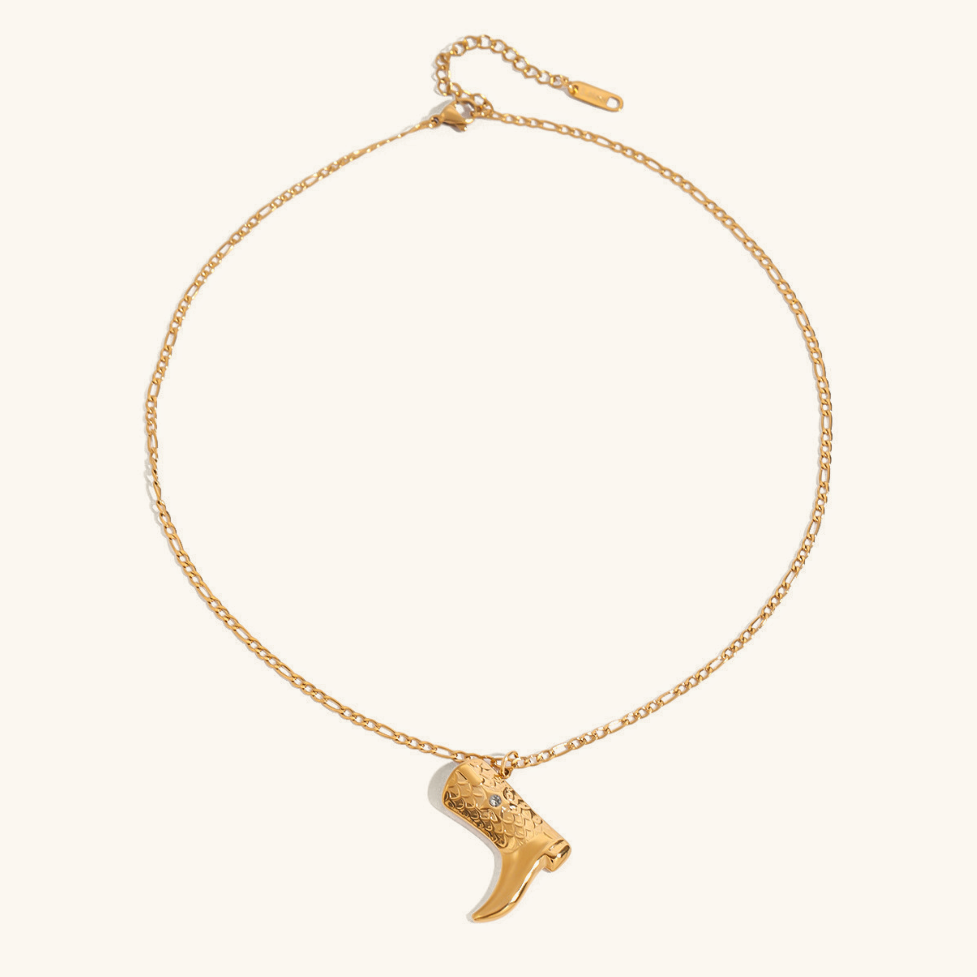 Golden Spurs Pendant Necklace