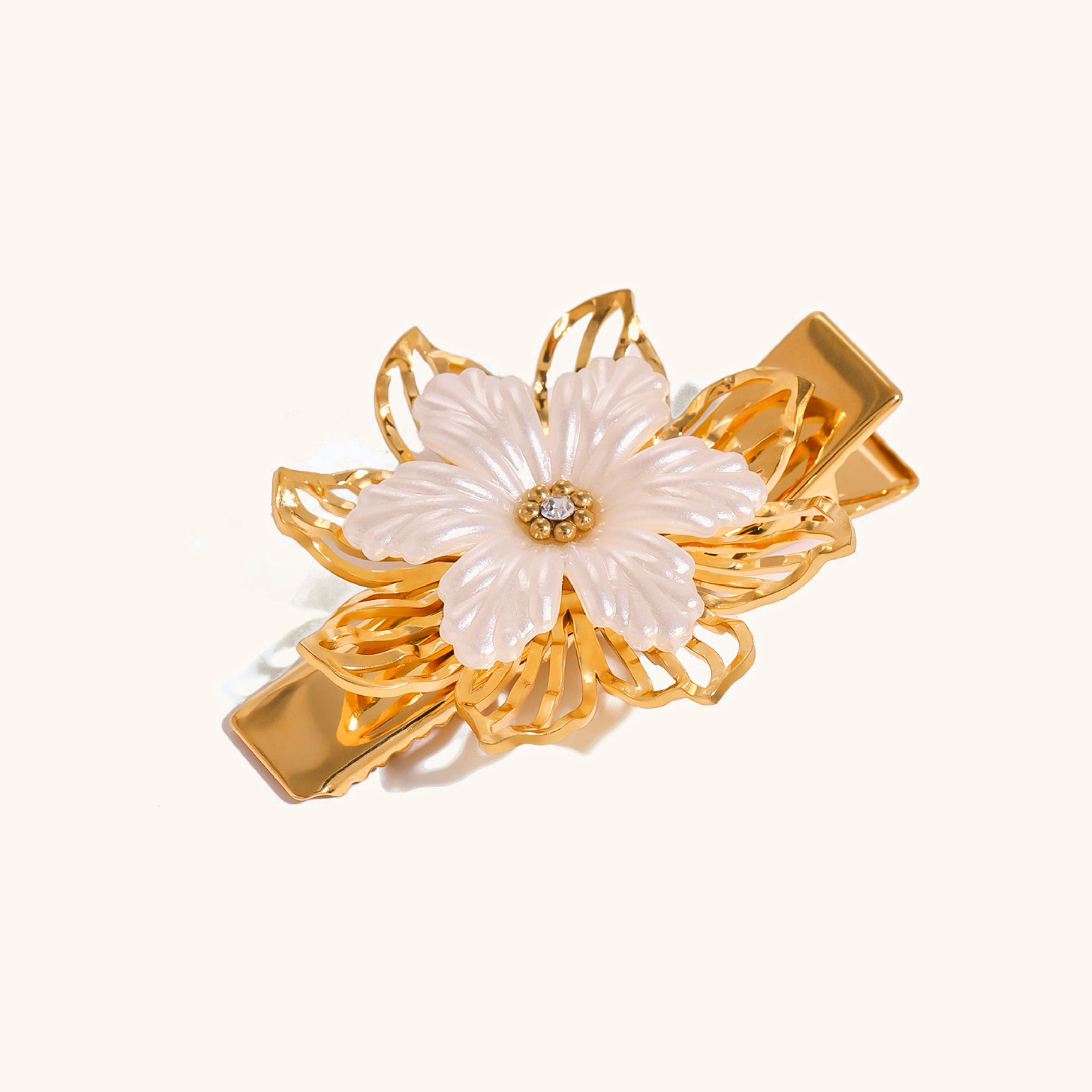 Elegant Pearl Petal Hair Pin