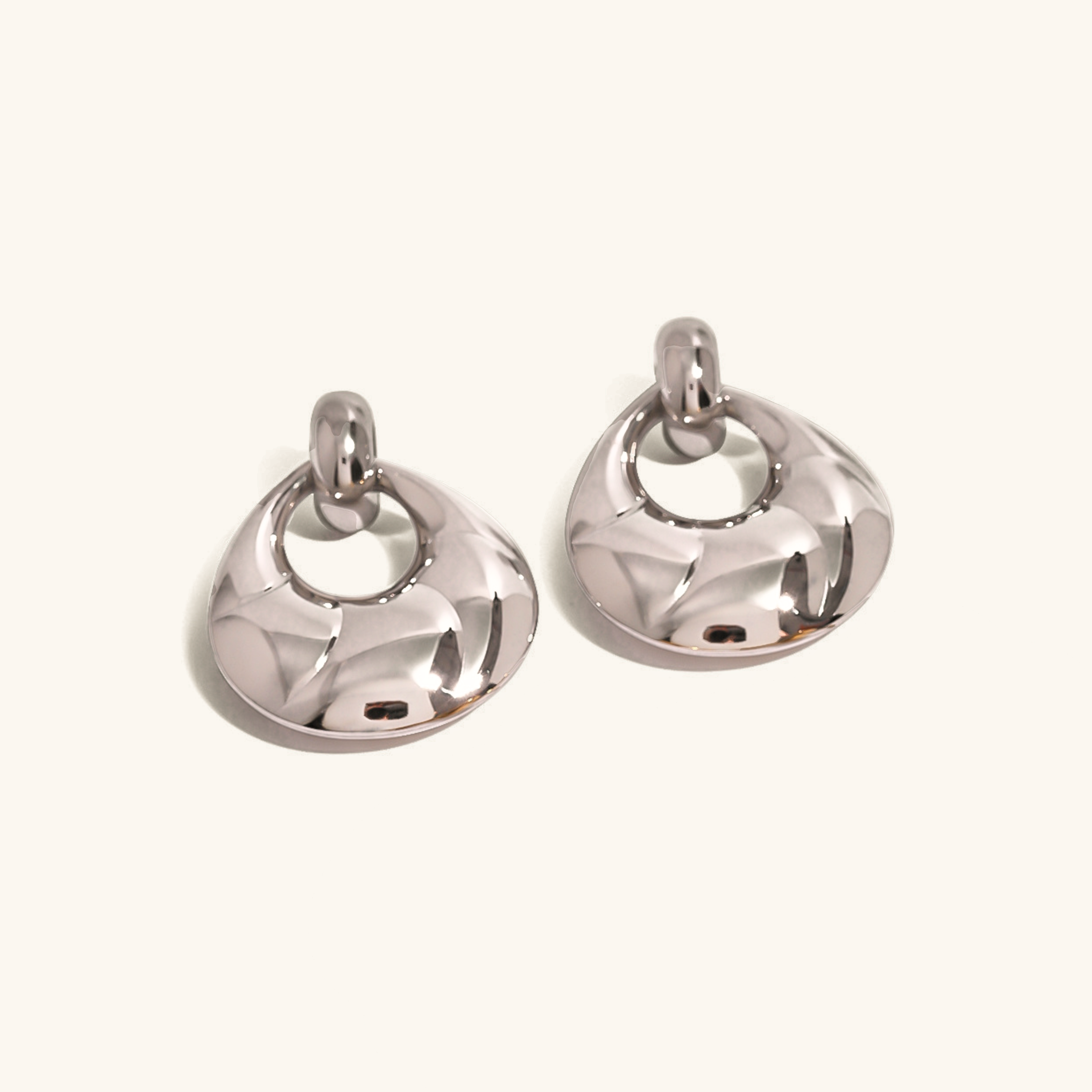 Serene Gold Curve Earrings