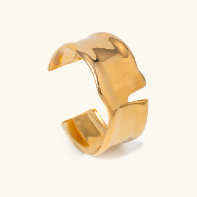Arden Chic Gold Cuff