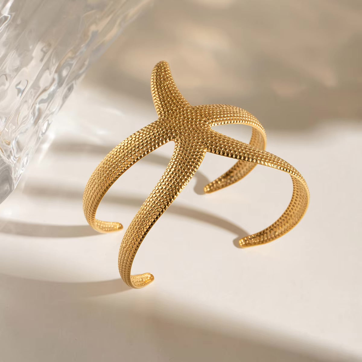 Oceanic Starfish Cuff - Gold