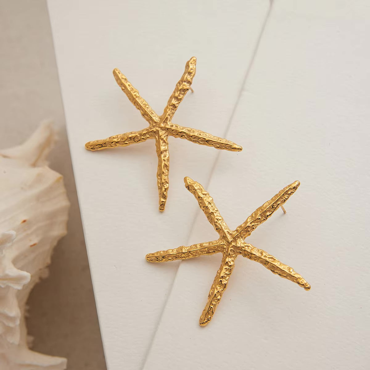 Oceanic Charm Gold Starfish Earrings