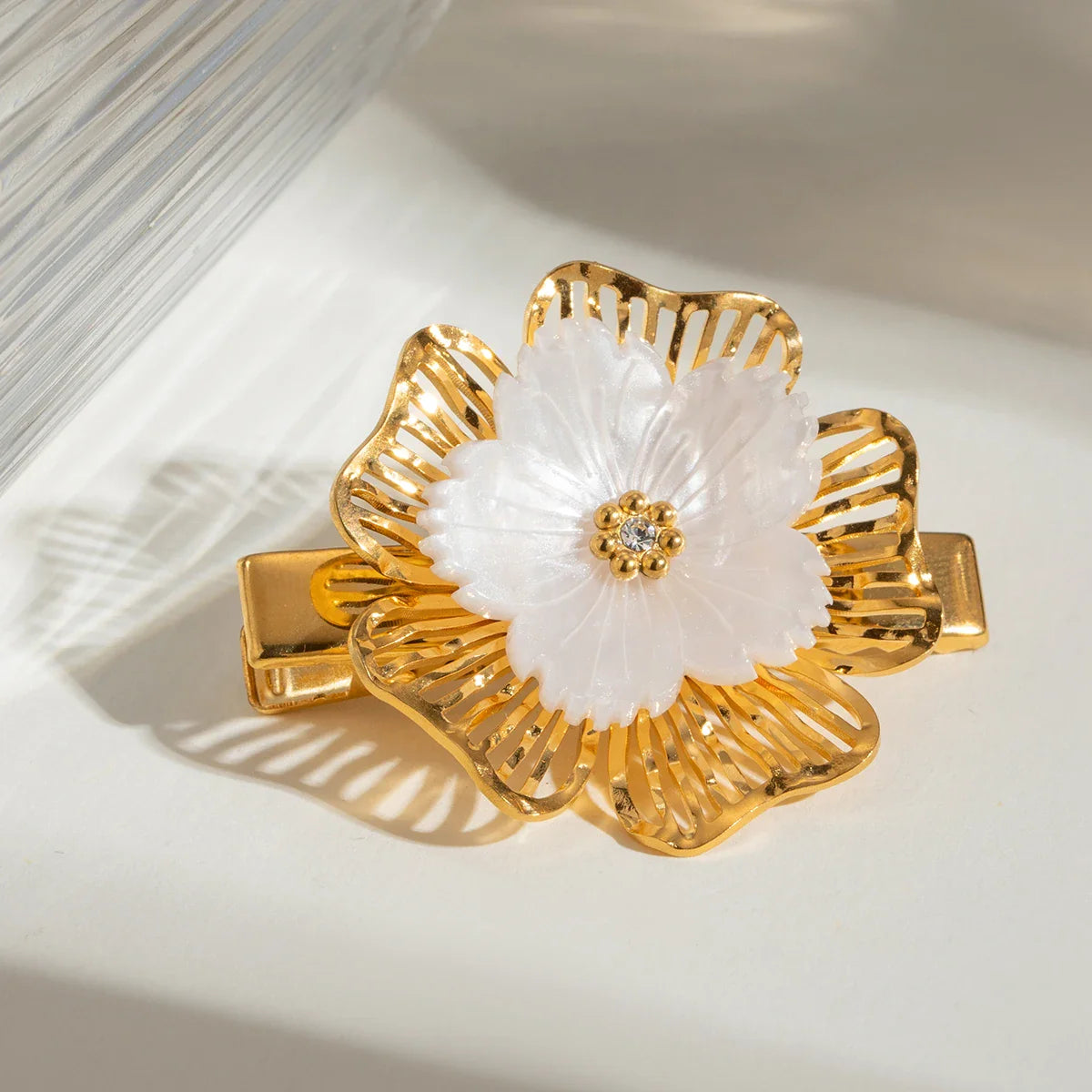 Golden Petal Pearl Hair Adornment