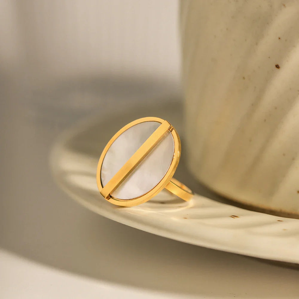 Luminous Pearl Gold Band