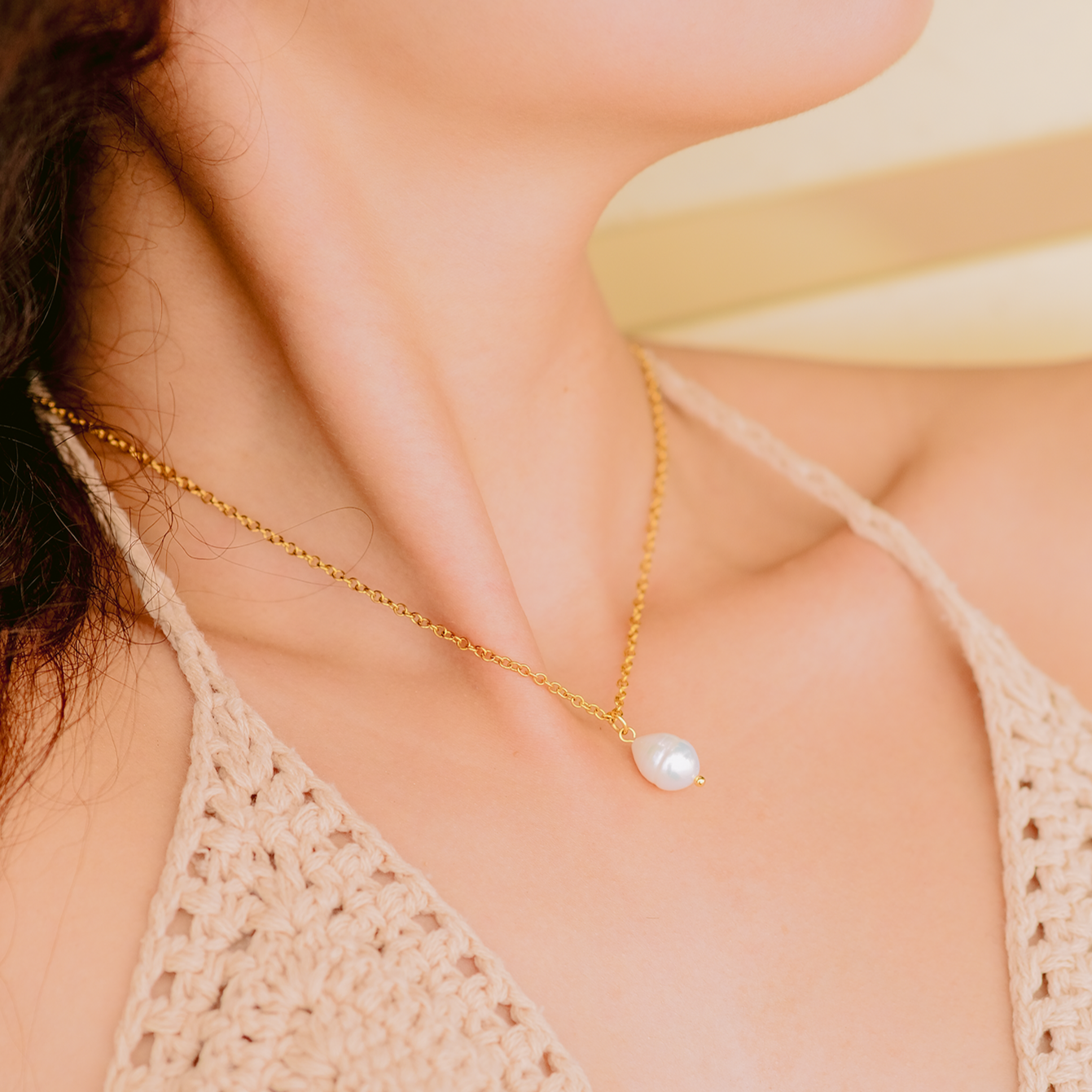 Luminous Pearl Dainty Necklace